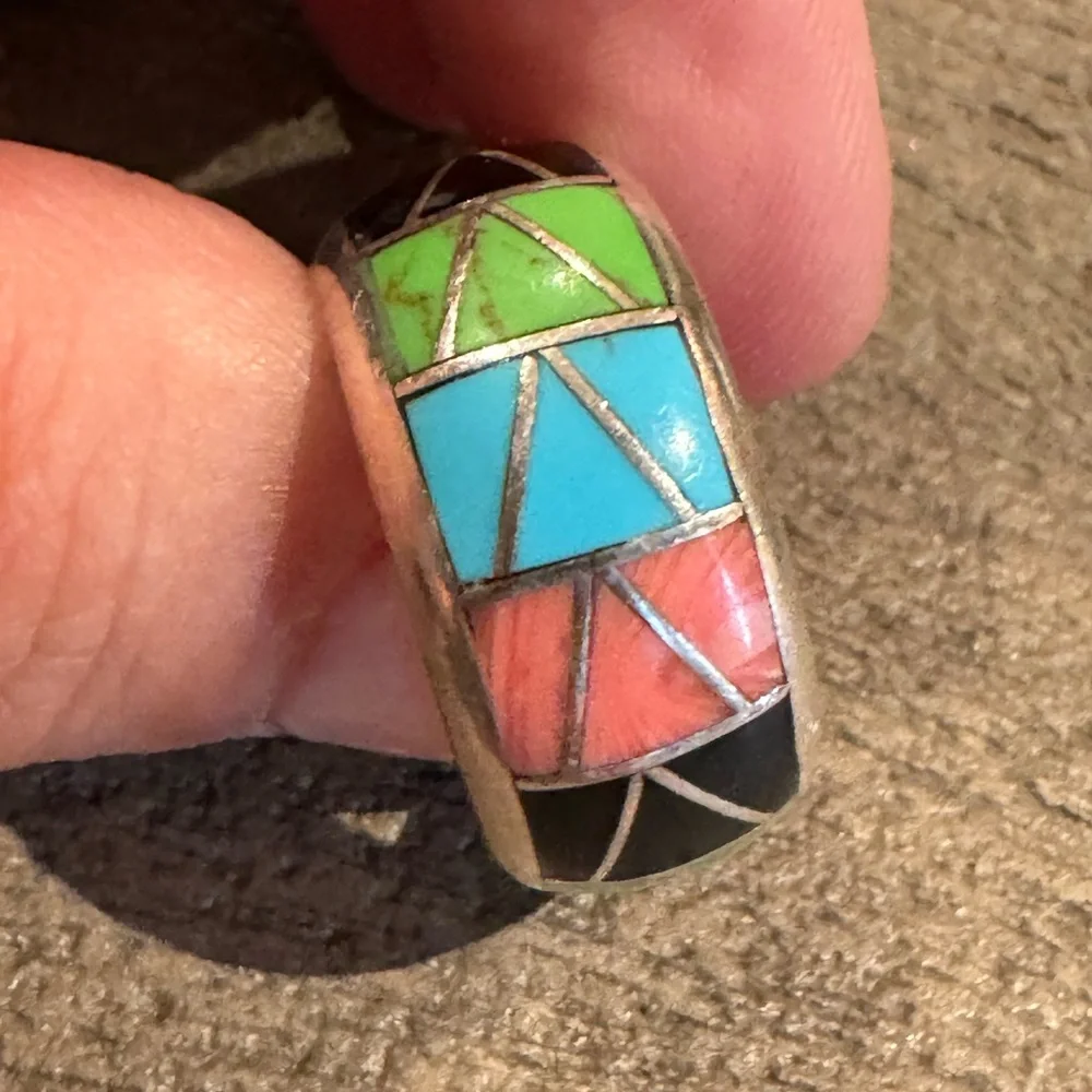 Signed CJ ( Butler) Native American Navajo Turquoise Coral Onyx Ring 7.9G